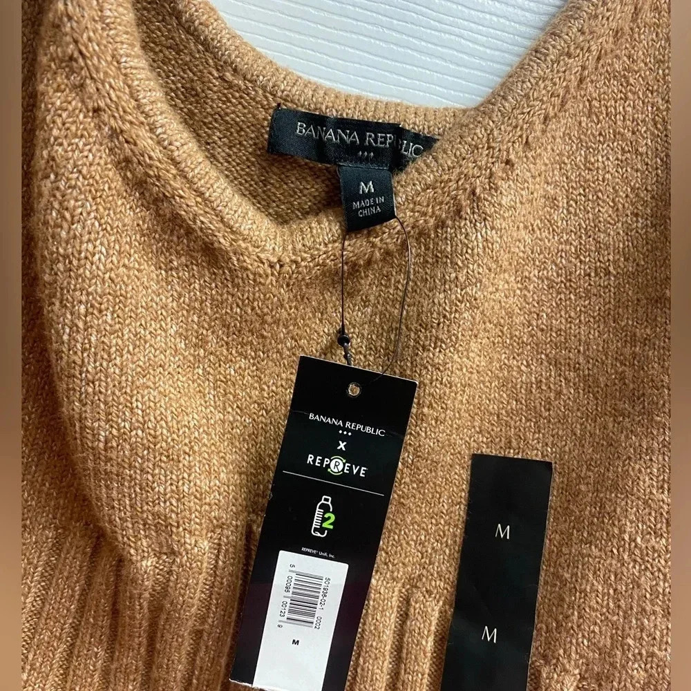 *SOLD Banana Republic X Repreve Knit Y2K Cotton Blend Crop Top Size Medium - Picture 2 of 3